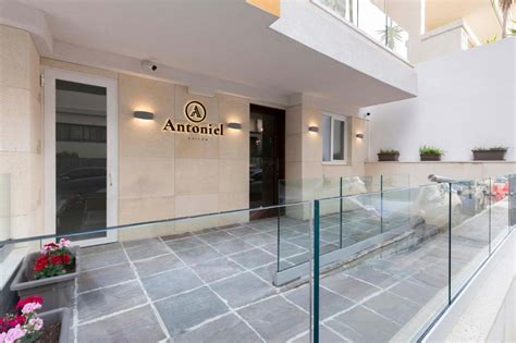 Antoniel Suites Saint Julian's .